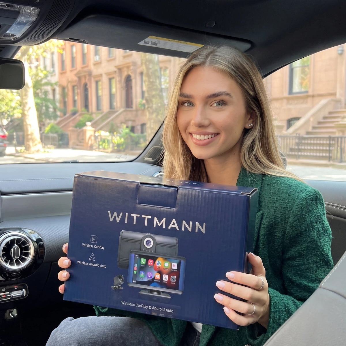 w7-woman-box
